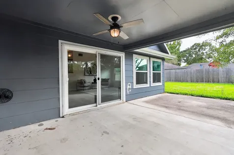 417 W Hillary Circle Sugar Land TX 77498