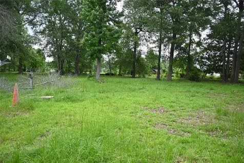 183 Road 3817 Cleveland TX 77328