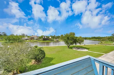 2117 Casa Rio Circle Dickinson TX 77539