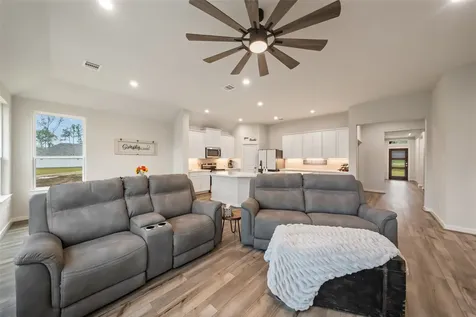 11755 Oakwood Ranch Drive Willis TX 77378