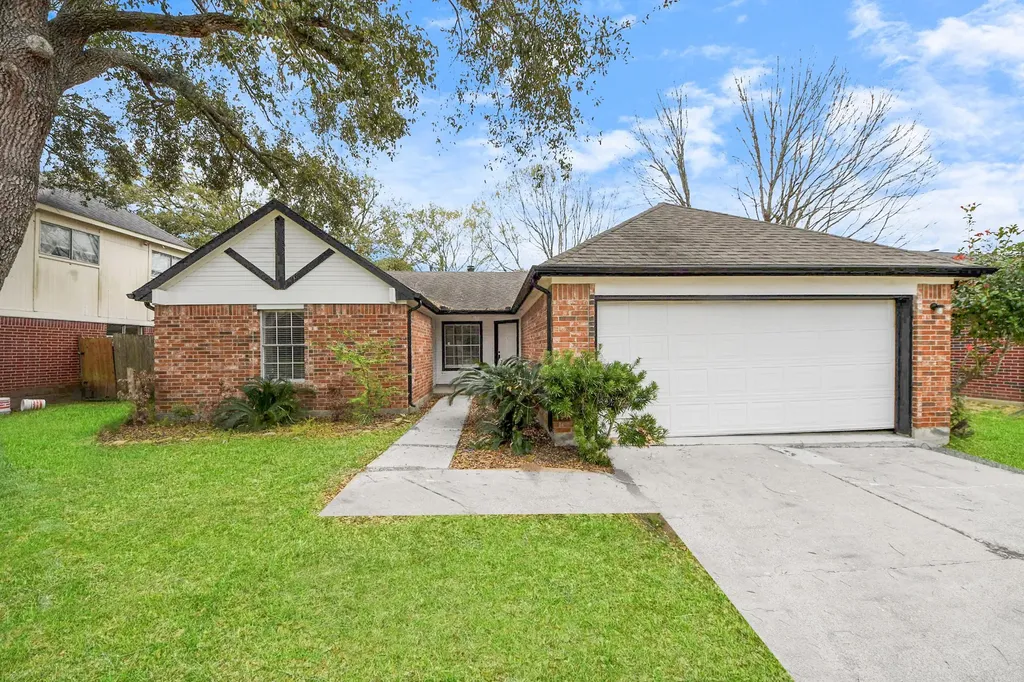 4915 Pecan Grove Drive Pearland TX 77584