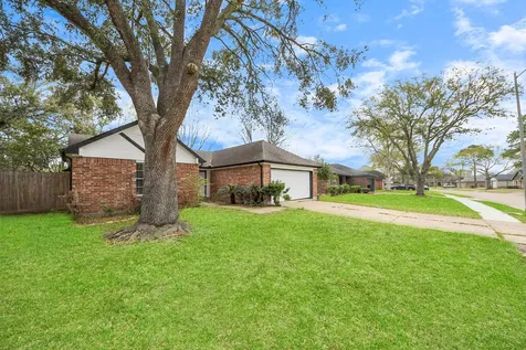 4915 Pecan Grove Drive Pearland TX 77584