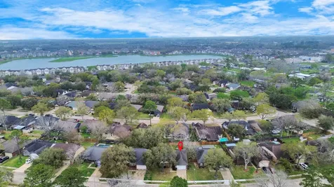 4915 Pecan Grove Drive Pearland TX 77584