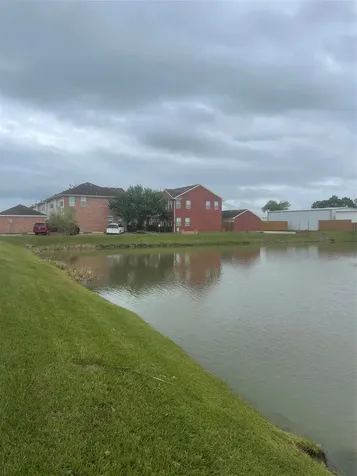 2117 Kemah Village Drive Kemah TX 77565