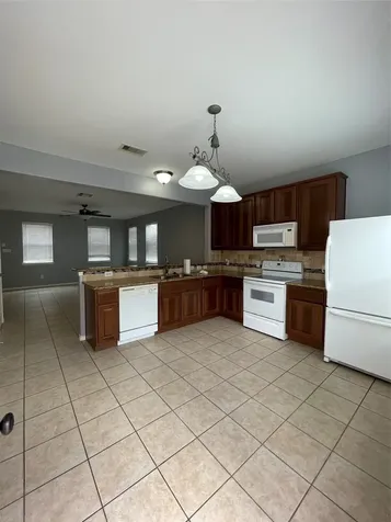 2117 Kemah Village Drive Kemah TX 77565