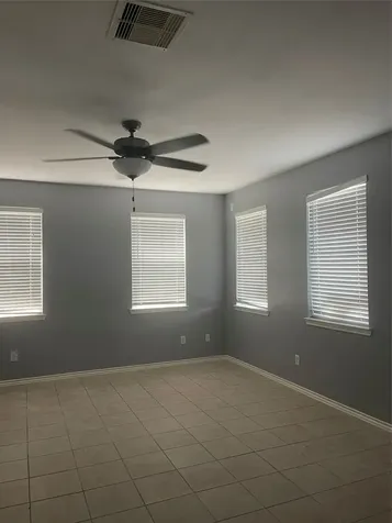 2117 Kemah Village Drive Kemah TX 77565