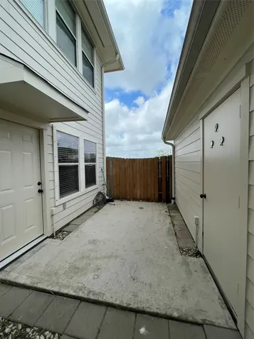 2117 Kemah Village Drive Kemah TX 77565