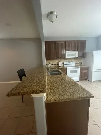 2117 Kemah Village Drive Kemah TX 77565