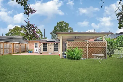1012 Joyce Street Houston TX 77009