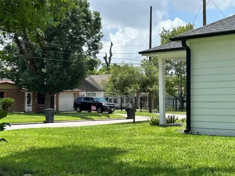 1012 Joyce Street Houston TX 77009