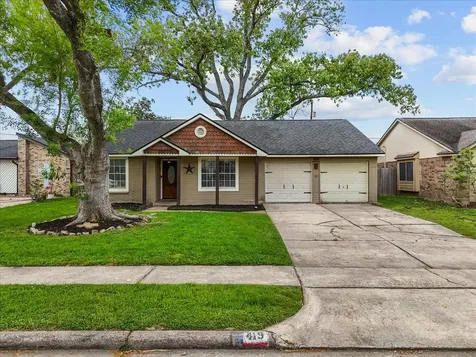 419 Forest Hills Drive League City TX 77573
