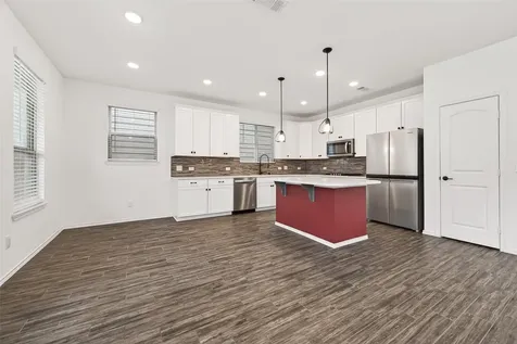 5122 Emma Forest Street Houston TX 77018