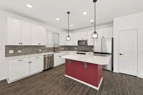 5122 Emma Forest Street Houston TX 77018