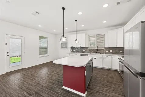 5122 Emma Forest Street Houston TX 77018