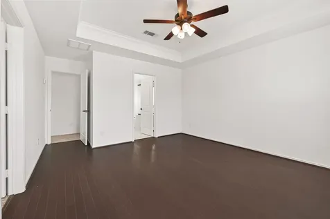 5122 Emma Forest Street Houston TX 77018