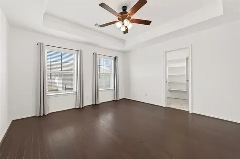 5122 Emma Forest Street Houston TX 77018