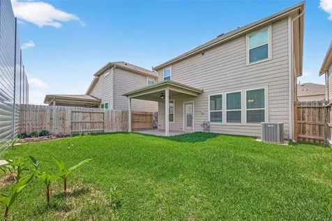 5122 Emma Forest Street Houston TX 77018