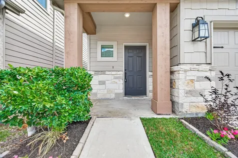 5122 Emma Forest Street Houston TX 77018