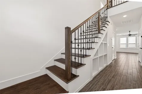 5122 Emma Forest Street Houston TX 77018