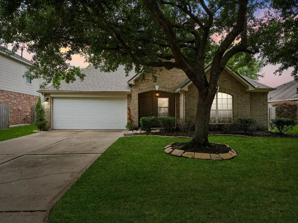 11123 Cactus Point Court Houston TX 77095