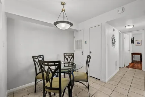 3506 Cove View Boulevard 1615 Galveston TX 77554