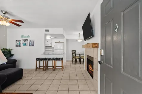 3506 Cove View Boulevard 1615 Galveston TX 77554