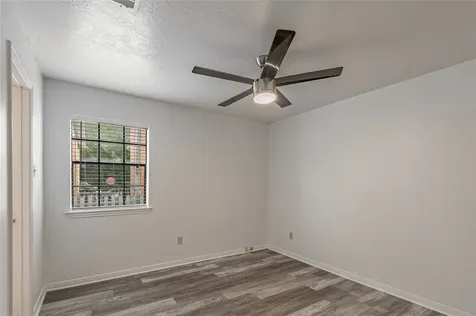 2402 Sycamore Avenue E1 Huntsville TX 77340