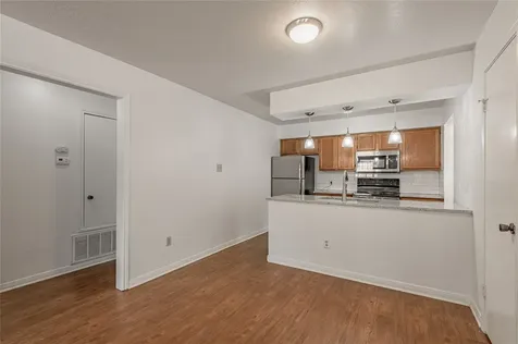 2402 Sycamore Avenue E1 Huntsville TX 77340