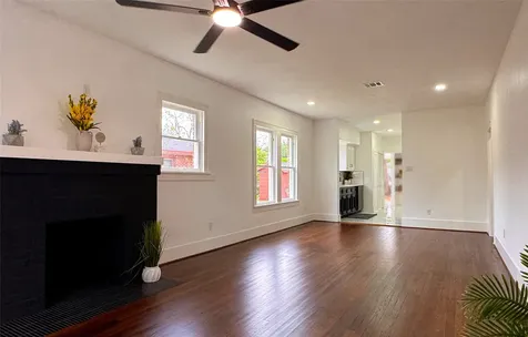 1569 Elliott Street Houston TX 77023