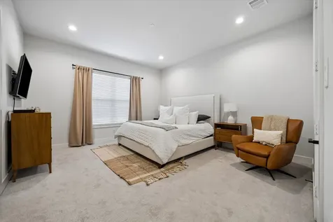 5709 White Magnolia Street Houston TX 77091