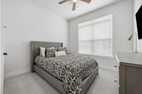 5709 White Magnolia Street Houston TX 77091
