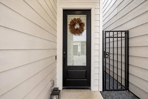5709 White Magnolia Street Houston TX 77091