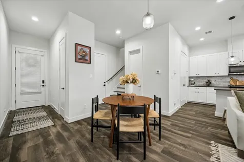 5709 White Magnolia Street Houston TX 77091