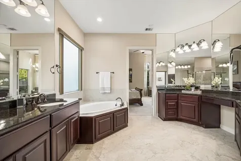2915 Sentry Oak Way Sugar Land TX 77479