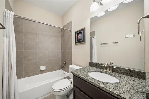 2915 Sentry Oak Way Sugar Land TX 77479