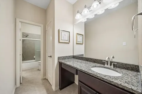 2915 Sentry Oak Way Sugar Land TX 77479