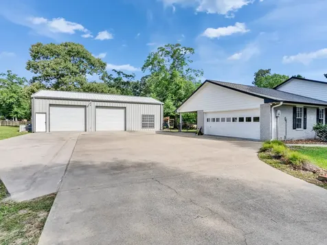 9644 Fosters Bend Cleveland TX 77328