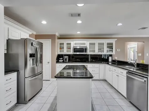 9644 Fosters Bend Cleveland TX 77328