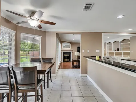 9644 Fosters Bend Cleveland TX 77328