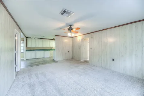 323 Lakeview Drive Onalaska TX 77360