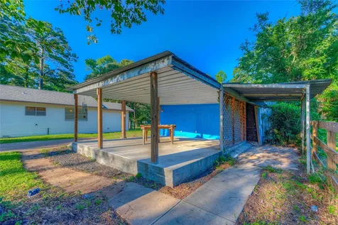323 Lakeview Drive Onalaska TX 77360