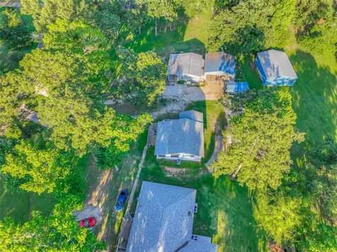 323 Lakeview Drive Onalaska TX 77360