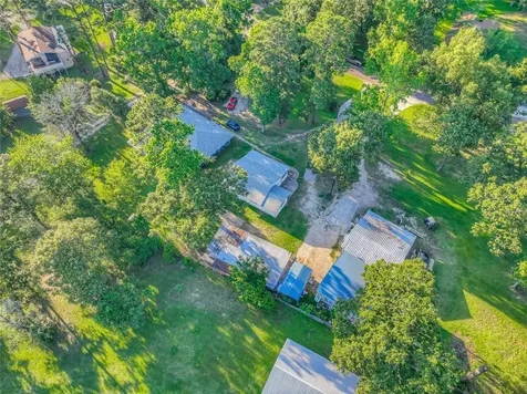 323 Lakeview Drive Onalaska TX 77360
