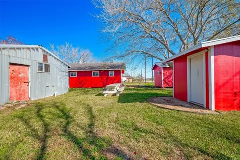 8912 Park Street Needville TX 77461