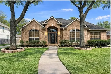 16807 Laguna Springs Drive Houston TX 77095