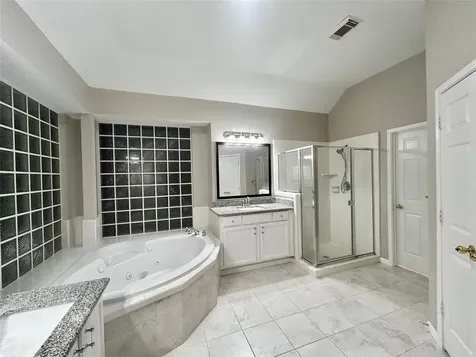 16807 Laguna Springs Drive Houston TX 77095