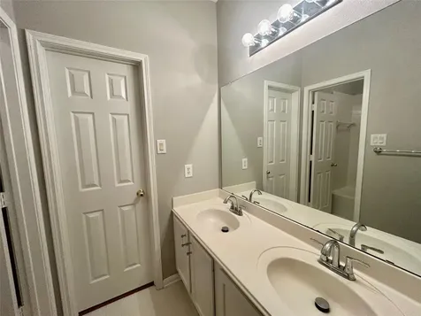 16807 Laguna Springs Drive Houston TX 77095