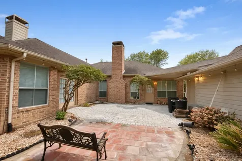 16807 Laguna Springs Drive Houston TX 77095