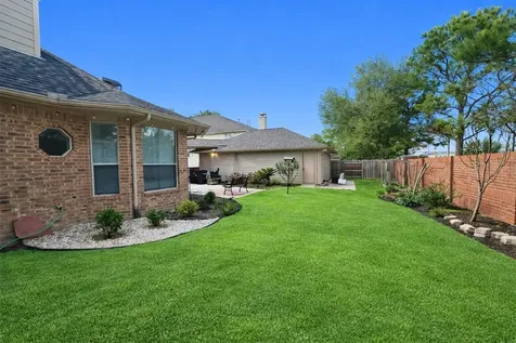 16807 Laguna Springs Drive Houston TX 77095