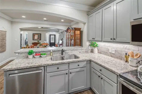 1753 Summit Crossing Lane College Station TX 77845